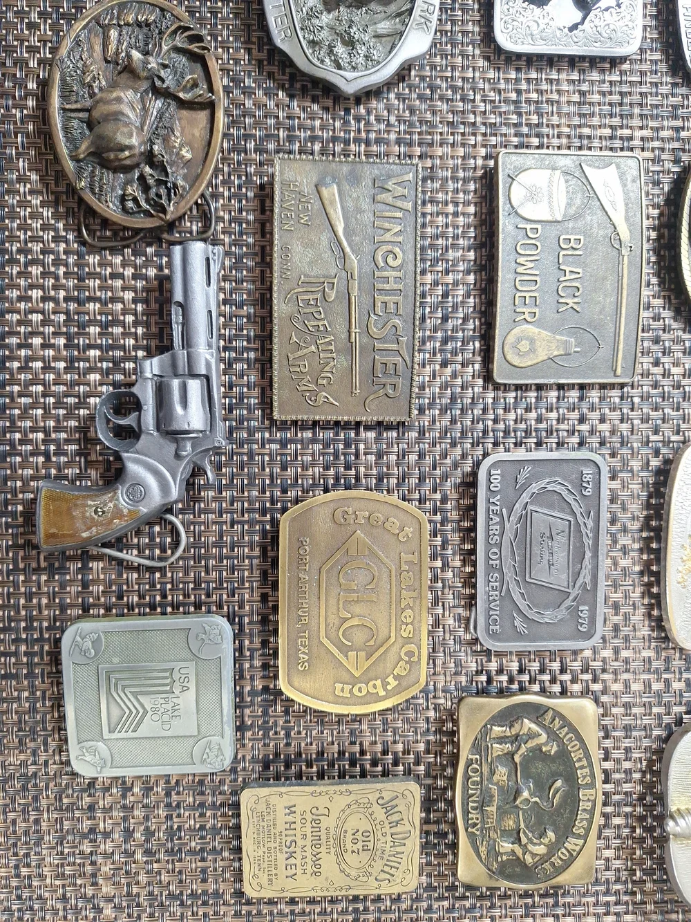Vintage 19 Belt Buckle Lot-Winchester-Gun-Pistol- Eagle-New YORK-MADE IN USA-JD